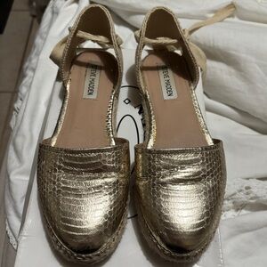 Steve Madden espadrilles